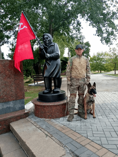 дрессированные собаки помогают на СВО